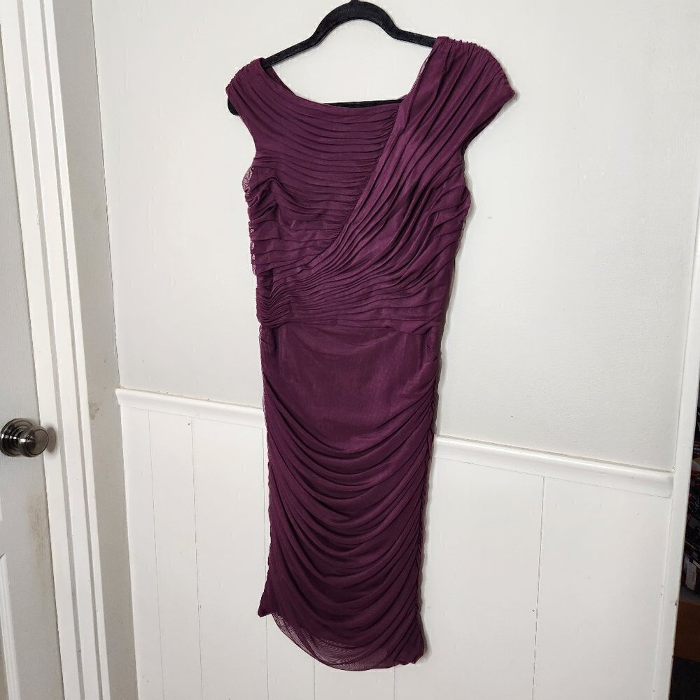 TADASHI SHOJI Deep Plum Purple Ruched Sheath Dress